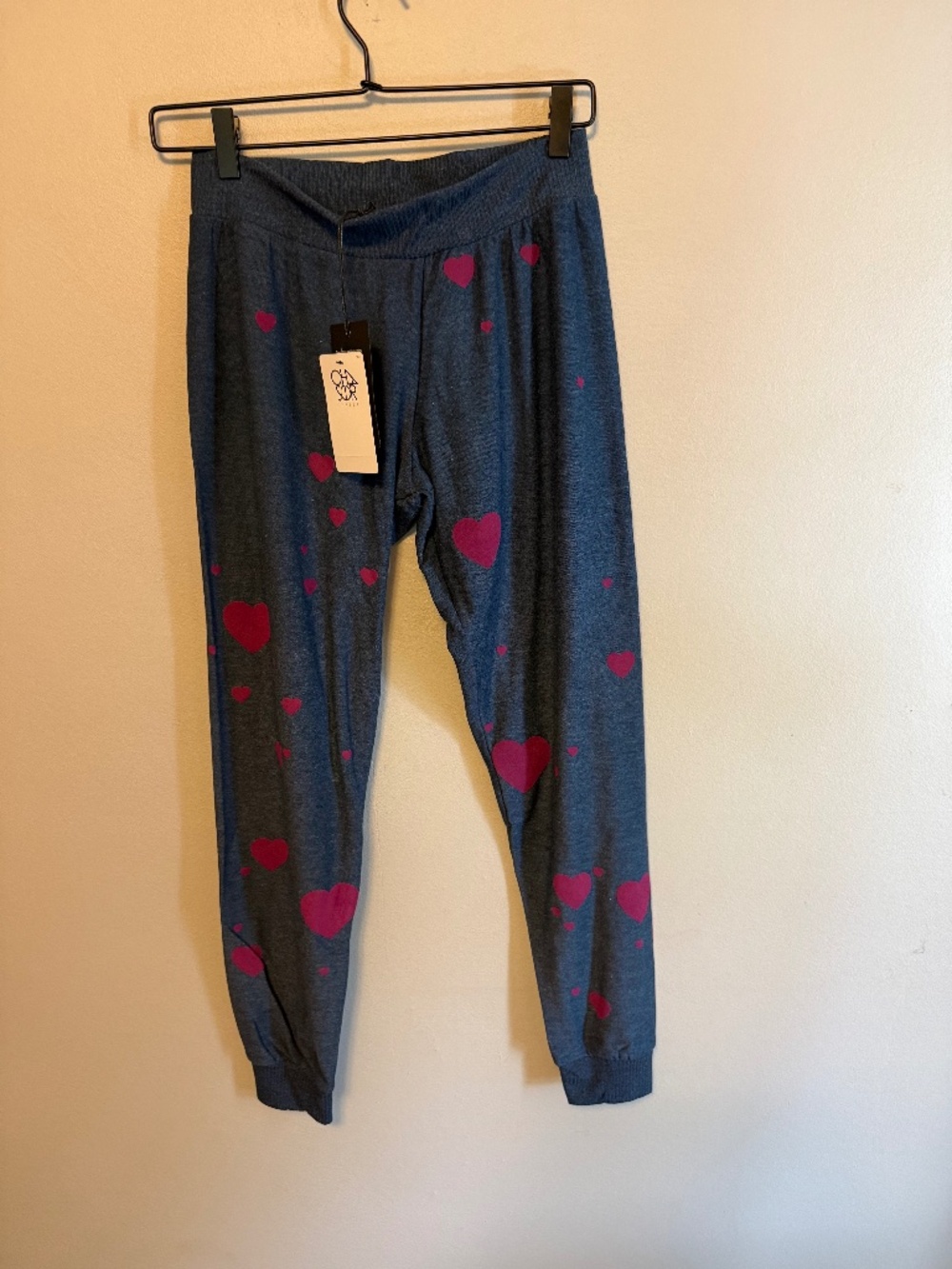 Chaser Avalon Heart Print Jogger Pants Blue Pink NWT Small